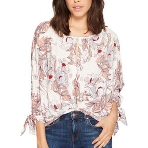 Free People Keepin’ On Floral T-Shirt Blouse Top. Size XS
